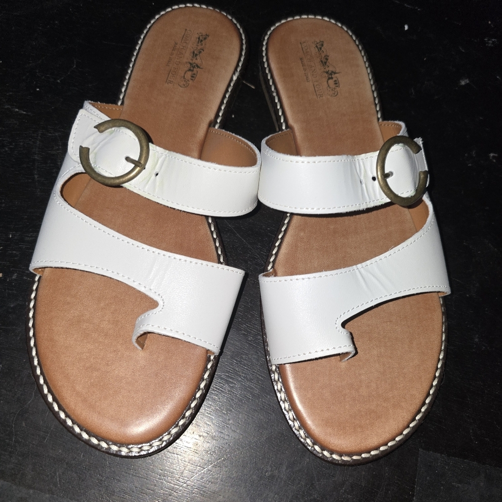 Coach and Four womens sandals size 10 white